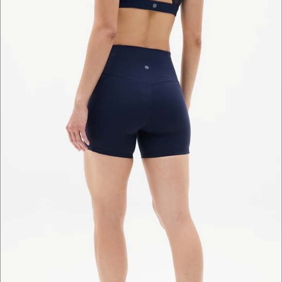 Athleta Pants - Athleta Ultimate Stash Biker Shorts Women’s S Black